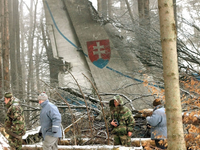 Dnes si pripomíname najväčšie letecké nešťastie v histórii Slovenska. Záchranné práce komplikovala aj tuhá zima