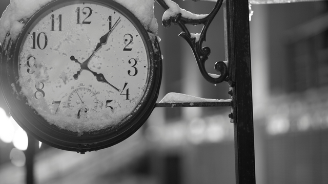 Zimný čas bude končiť. V marci nastane zmena, ktorá odštartuje dlhé a teplé večery