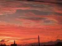 Prečo sa obloha pri západe slnka mení? Odpoveď vás prekvapí viac než samotné farby