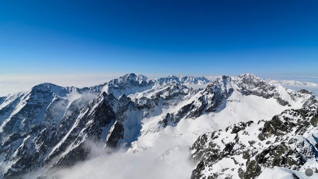 Viezol sa lanovkou a potom zmizol. V Tatrách pokračuje rozsiahle pátranie
