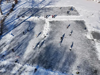 Zamrznuté plochy sú nevyspytateľné. Najmenej 9 detí zomrelo po rozlomení ľadu