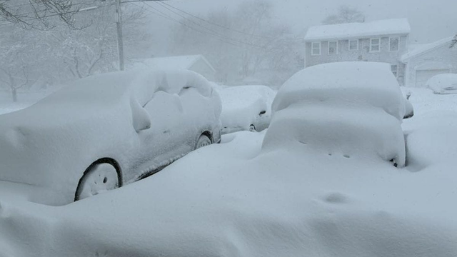 Zimné paradoxy: V USA napadol historický meter snehu za deň, Európu čaká africký teplotný šok