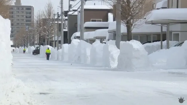 Snehová apokalypsa: Napadli 4 metre snehu a najviac za 40 rokov, hlásia už 30 obetí