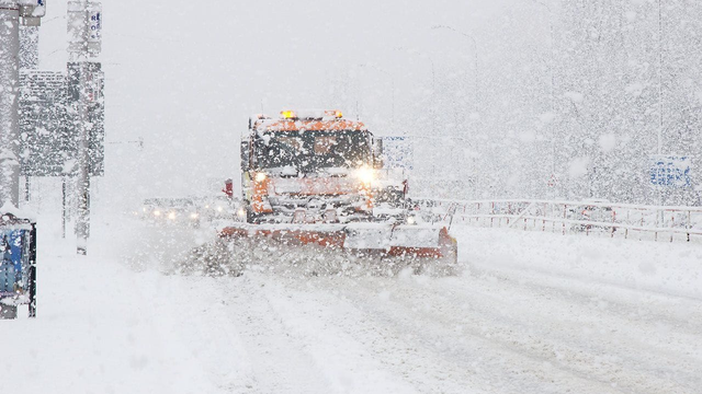 Prvé prognózy detailných modelov očakávajú na krajnom západe aj snehovú kalamitu