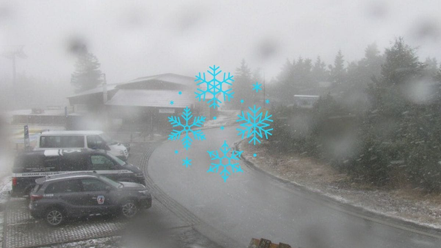 Susedia už majú sneh. Prvé snehové vločky padajú