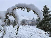 FOTO: Zima so snežením sa vrátila na Slovensko. Biele ráno majú v tejto lokalite