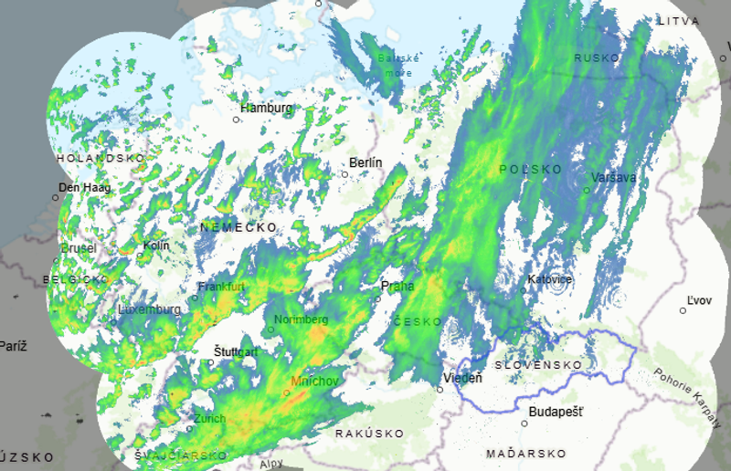 aktuálna poloha zrážok o 16:25