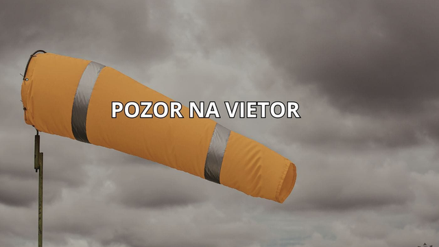 Meteorológovia upozorňujú a vydali výstrahu. V týchto okresoch pozor na vietor