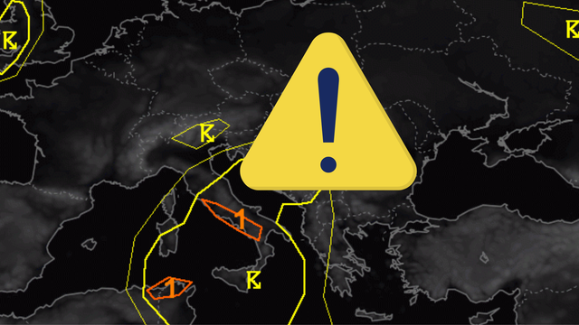 Už štartujú silné búrky v našej oblasti. Na prichádzajúcom fronte sa od rána blýska