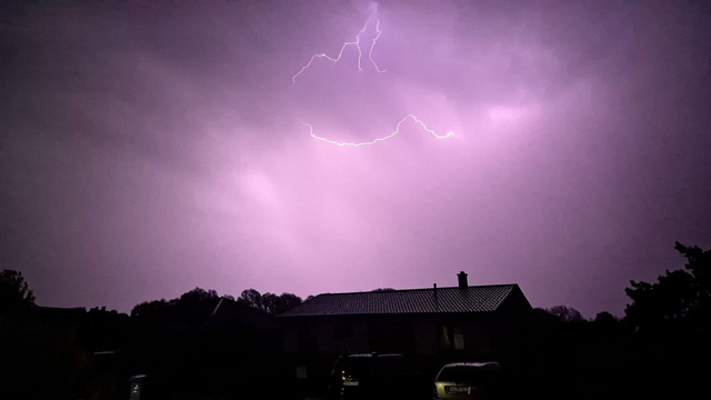 Búrky priniesli na Slovensko už 250 bleskov. Počasie sa upokojí, čaká nás však ochladenie