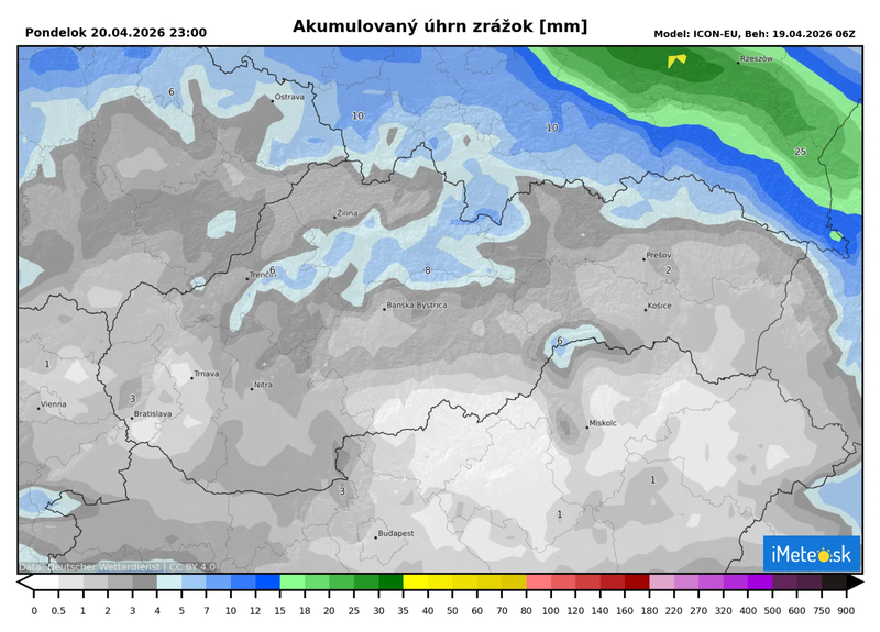 očakávané celkové množstvo zrážok