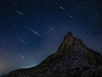 Môže vzniknúť nový meteorický roj z asteroidu, ktorý „roztrhal“ Slnko