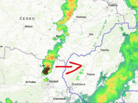 Pred bránami Slovenska sú búrky. Tvorí sa výrazná ucelená línia