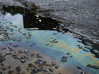 V Rusku padá ropný dážď. Dym spôsobuje Rusom problémy