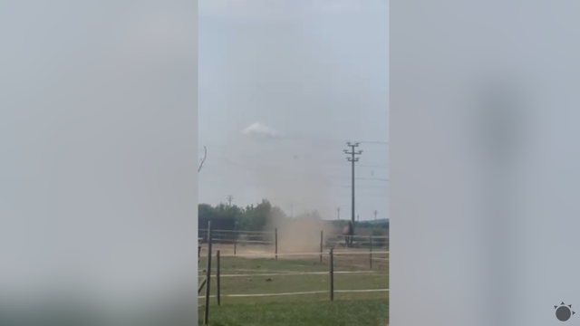 VIDEO: Nedeľa priniesla do našej oblasti tornádo, aj prachového diabla