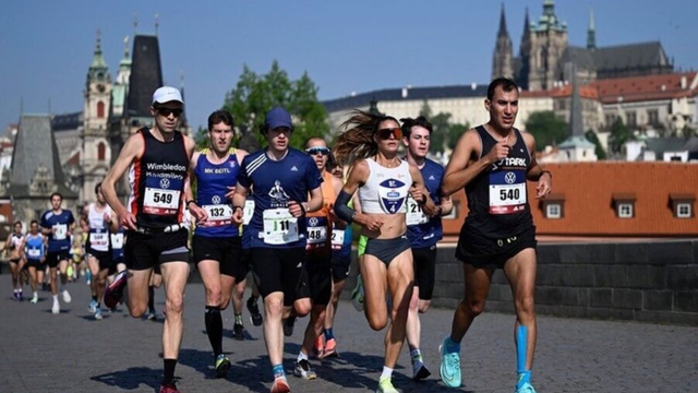 Vysoké teploty majú prvé obete: po maratóne skončilo 35 ľudí v nemocnici