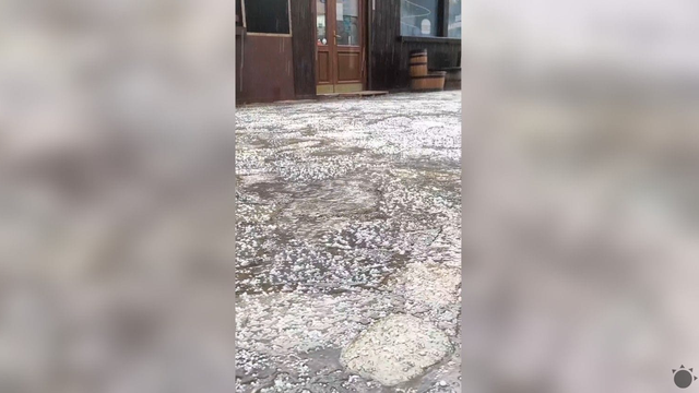 VIDEO: Búrky na Slovensku sprevádza aj krupobitie