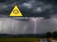 Búrky v pondelok udrú na Slovensko. Budú výrazné a prinesú lejak