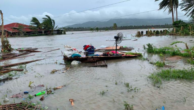 Len minulý týždeň si tajfún Molave vyžiadal vyše dvadsiatku obetí, Foto: cnn.com