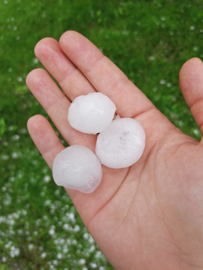 takéto krúpy padali v údolí Murz, zdroj: Skywarn.at